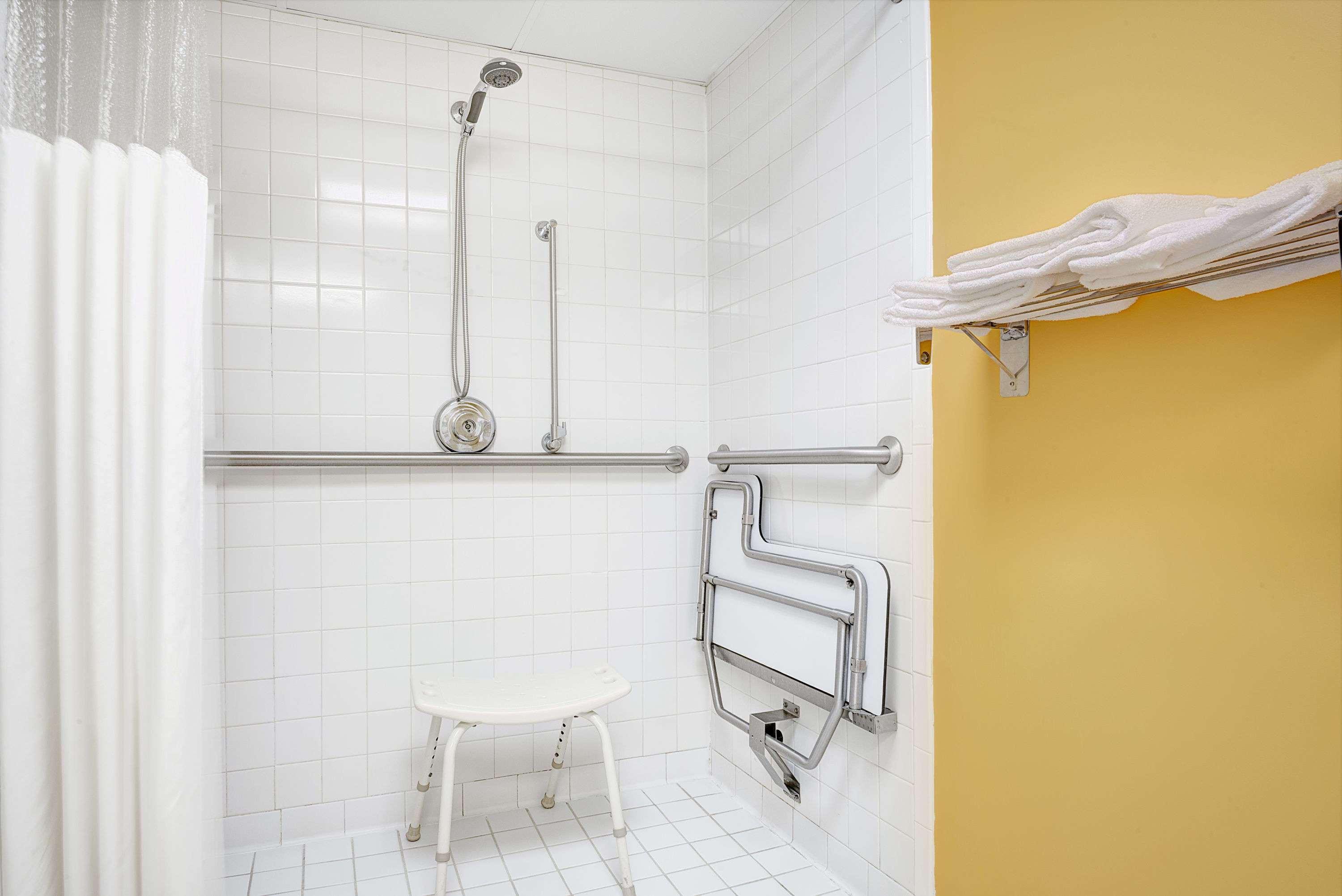 Days Inn By Wyndham Burlington East Haw River Εξωτερικό φωτογραφία