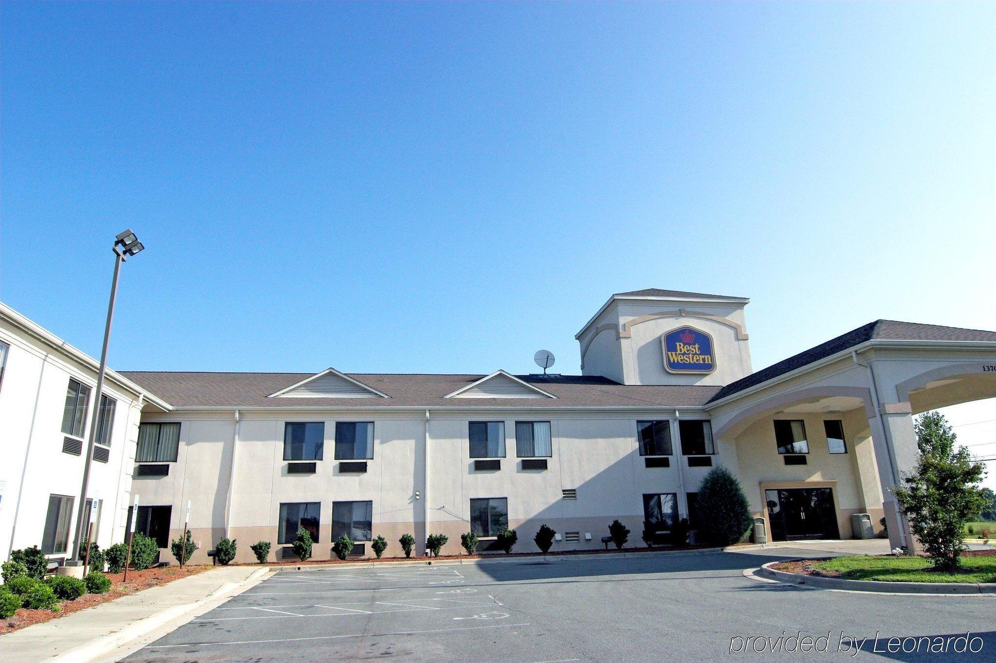Days Inn By Wyndham Burlington East Haw River Εξωτερικό φωτογραφία