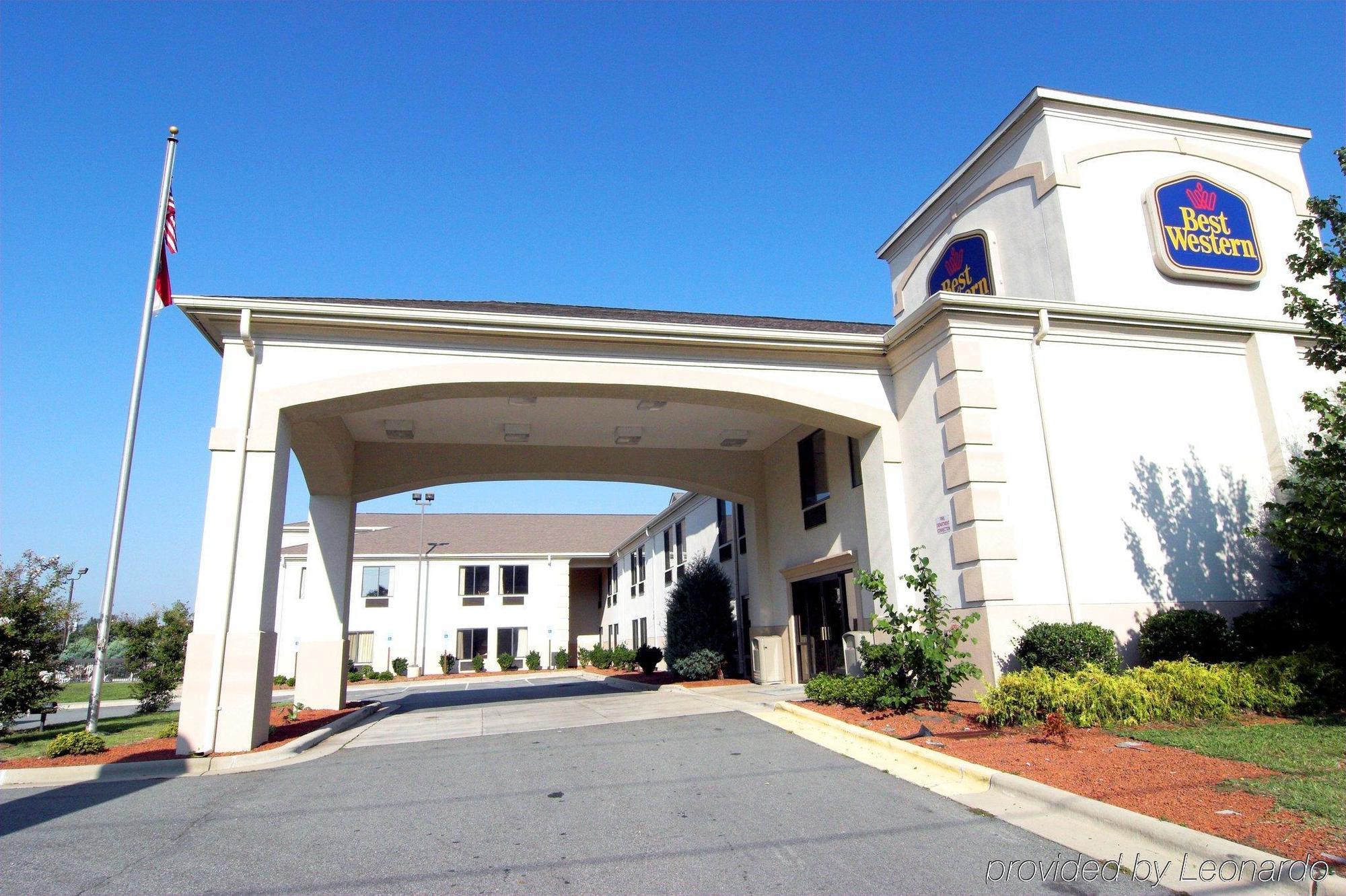 Days Inn By Wyndham Burlington East Haw River Εξωτερικό φωτογραφία